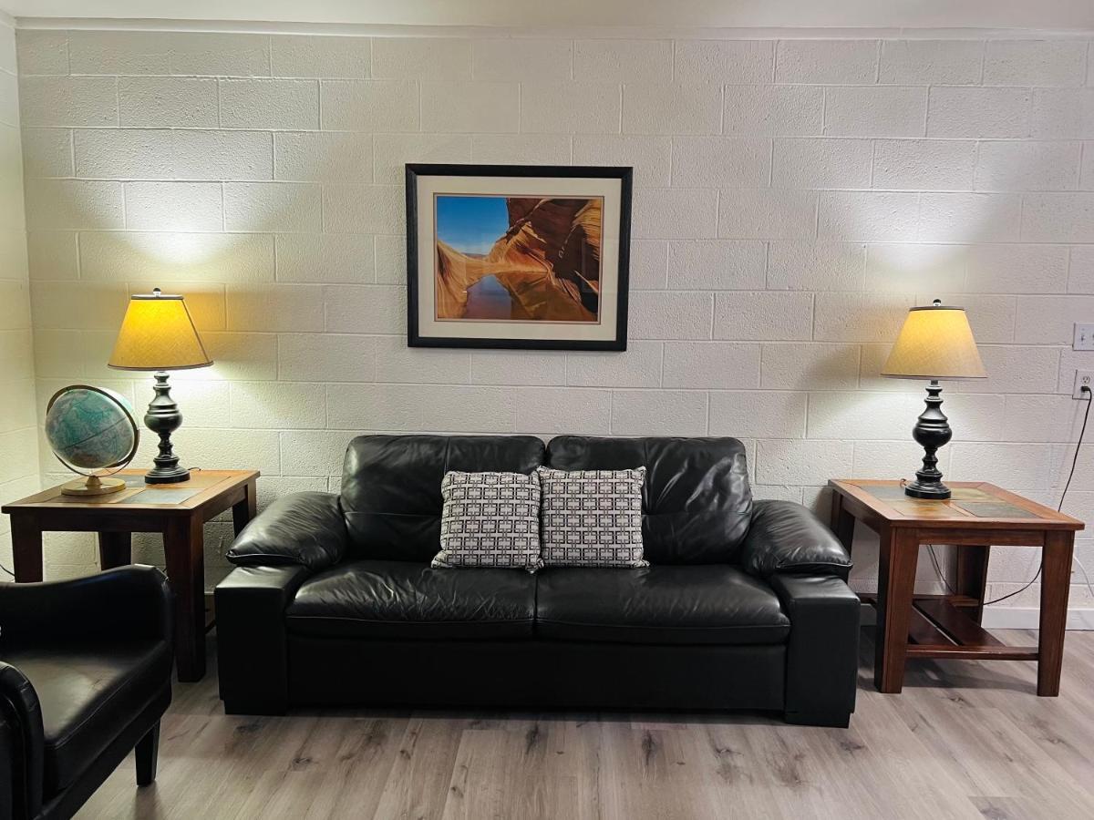 עמוד Lake Powell Motel & Apartments מראה חיצוני תמונה