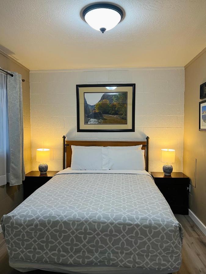 עמוד Lake Powell Motel & Apartments מראה חיצוני תמונה